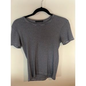 BRANDY MELVILLE BLUE AND WHITE STRIPED T-SHIRT